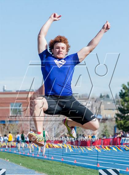 Thumbnail 2 in 2016 Mullen Runners Roost Invitational photogallery.