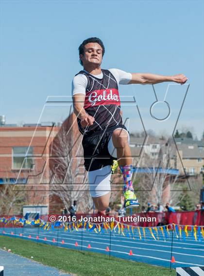 Thumbnail 3 in 2016 Mullen Runners Roost Invitational photogallery.
