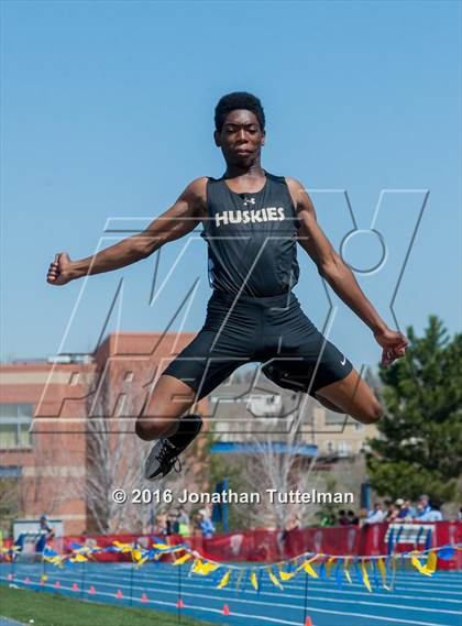 Thumbnail 3 in 2016 Mullen Runners Roost Invitational photogallery.