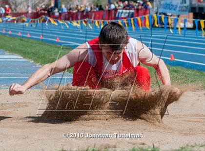 Thumbnail 3 in 2016 Mullen Runners Roost Invitational photogallery.