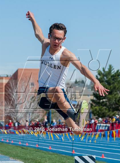 Thumbnail 3 in 2016 Mullen Runners Roost Invitational photogallery.