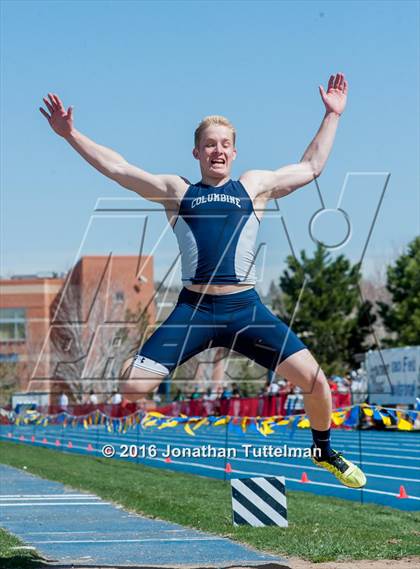 Thumbnail 1 in 2016 Mullen Runners Roost Invitational photogallery.