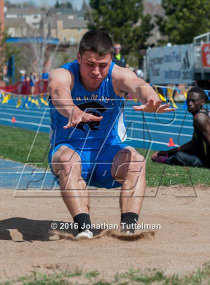 Thumbnail 3 in 2016 Mullen Runners Roost Invitational photogallery.