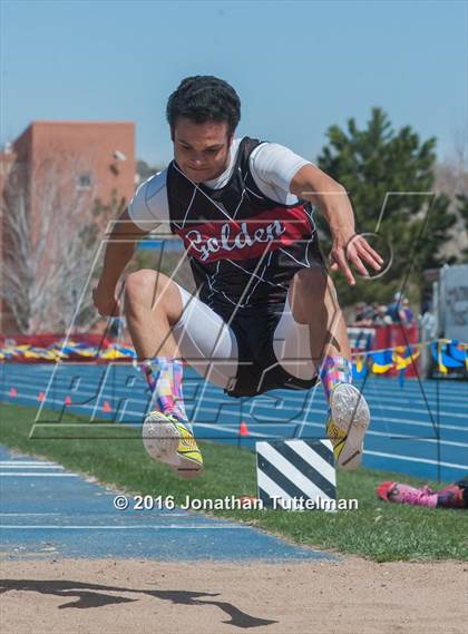 Thumbnail 2 in 2016 Mullen Runners Roost Invitational photogallery.