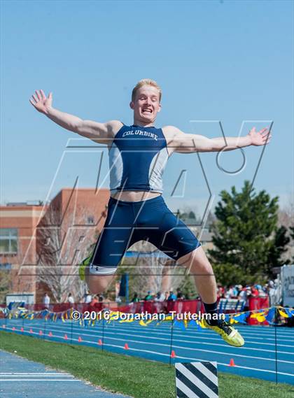 Thumbnail 3 in 2016 Mullen Runners Roost Invitational photogallery.