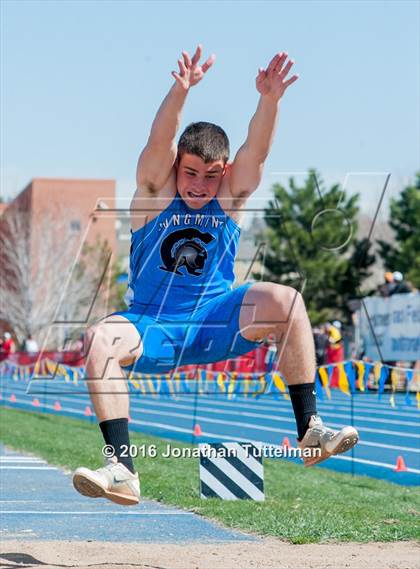 Thumbnail 3 in 2016 Mullen Runners Roost Invitational photogallery.