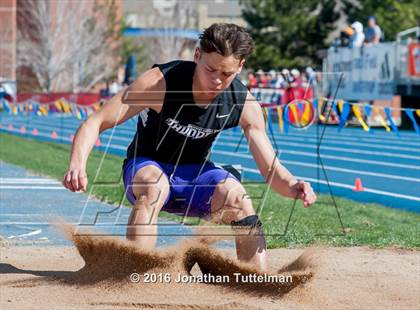 Thumbnail 1 in 2016 Mullen Runners Roost Invitational photogallery.