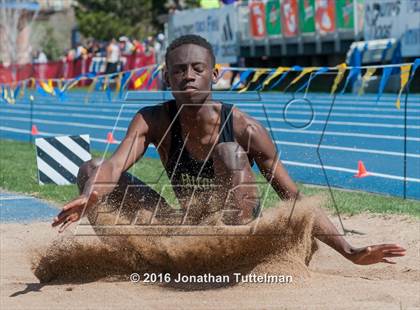 Thumbnail 3 in 2016 Mullen Runners Roost Invitational photogallery.