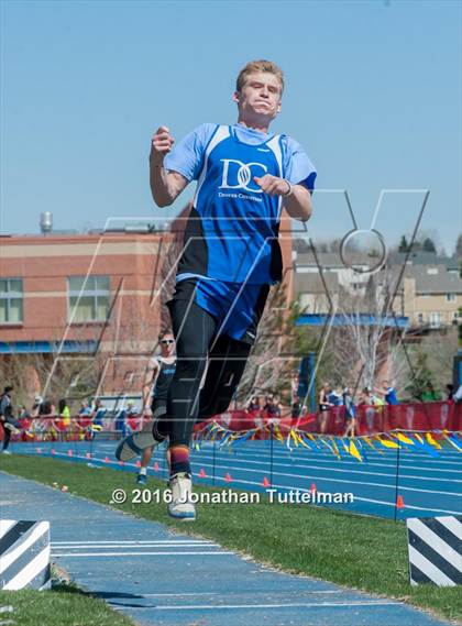 Thumbnail 3 in 2016 Mullen Runners Roost Invitational photogallery.