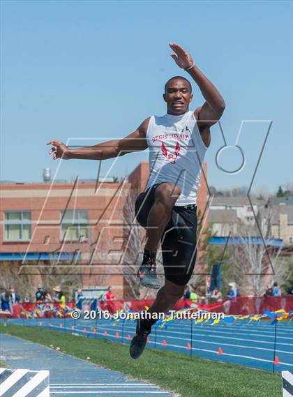 Thumbnail 2 in 2016 Mullen Runners Roost Invitational photogallery.