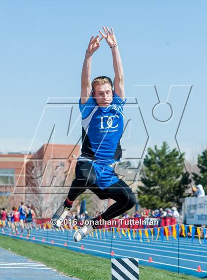Thumbnail 2 in 2016 Mullen Runners Roost Invitational photogallery.