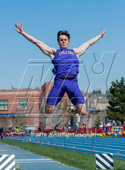 Thumbnail 3 in 2016 Mullen Runners Roost Invitational photogallery.