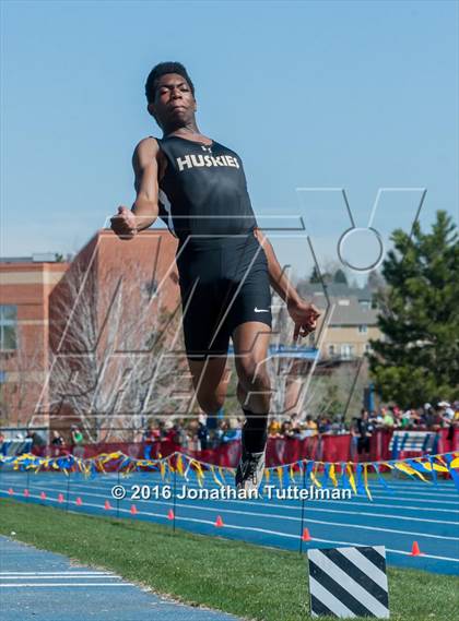 Thumbnail 2 in 2016 Mullen Runners Roost Invitational photogallery.