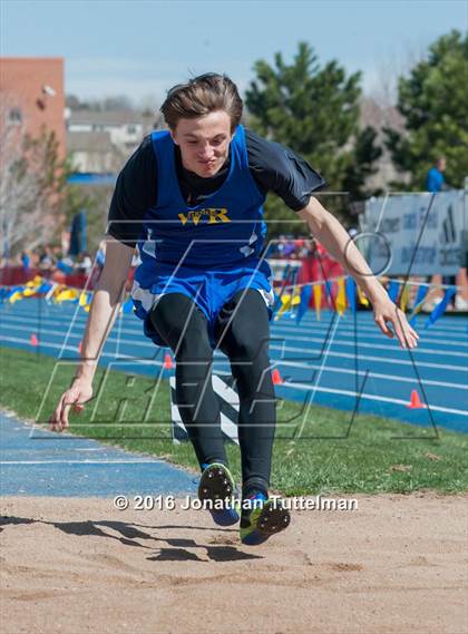 Thumbnail 3 in 2016 Mullen Runners Roost Invitational photogallery.