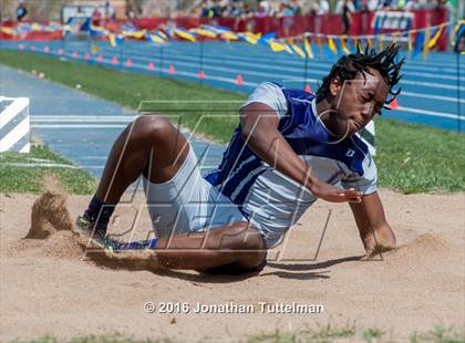 Thumbnail 1 in 2016 Mullen Runners Roost Invitational photogallery.