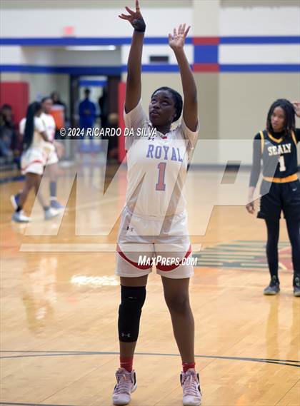 Thumbnail 1 in Royal vs Sealy photogallery.