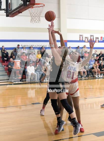 Thumbnail 1 in Royal vs Sealy photogallery.