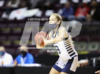 Thumbnail 1 in Valor Christian vs Regis Jesuit (CHSAA 5A Final) photogallery.