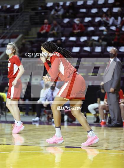 Thumbnail 2 in Valor Christian vs Regis Jesuit (CHSAA 5A Final) photogallery.