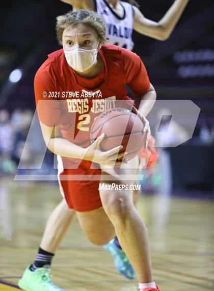 Thumbnail 1 in Valor Christian vs Regis Jesuit (CHSAA 5A Final) photogallery.