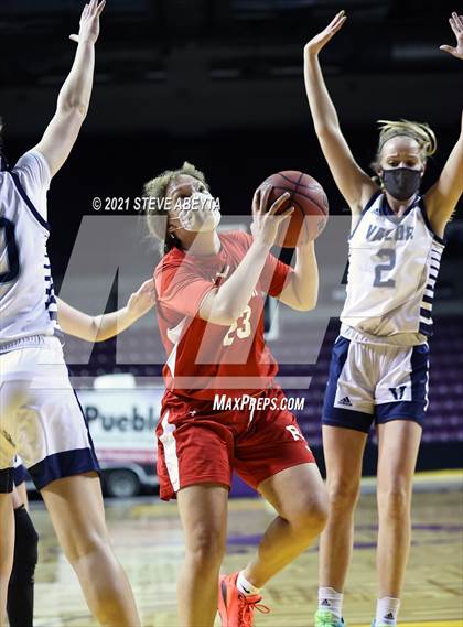 Thumbnail 2 in Valor Christian vs Regis Jesuit (CHSAA 5A Final) photogallery.