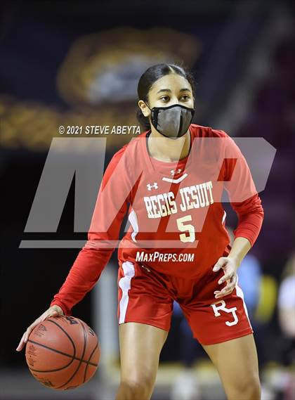 Thumbnail 3 in Valor Christian vs Regis Jesuit (CHSAA 5A Final) photogallery.