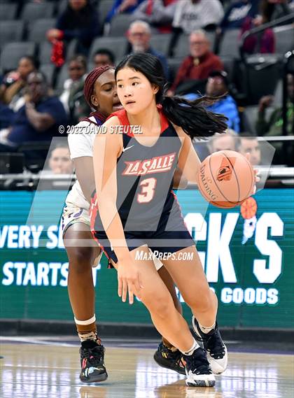 Thumbnail 3 in La Salle vs. Oakland Tech (CIF State D3 Final) photogallery.