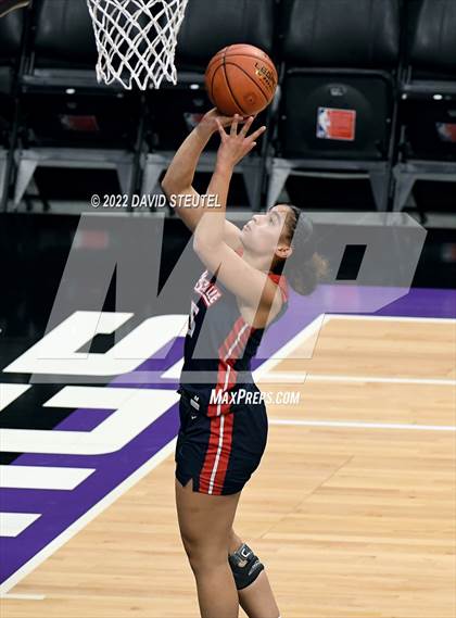 Thumbnail 2 in La Salle vs. Oakland Tech (CIF State D3 Final) photogallery.