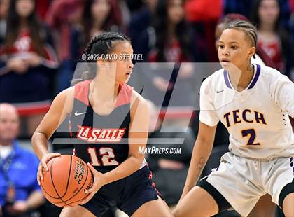 Thumbnail 3 in La Salle vs. Oakland Tech (CIF State D3 Final) photogallery.