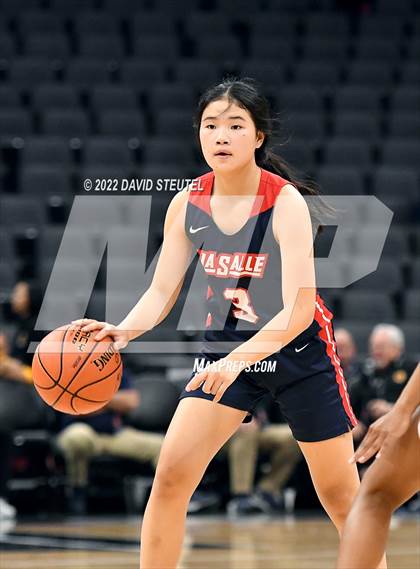 Thumbnail 3 in La Salle vs. Oakland Tech (CIF State D3 Final) photogallery.
