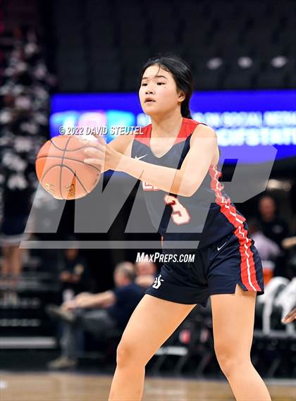 Thumbnail 3 in La Salle vs. Oakland Tech (CIF State D3 Final) photogallery.