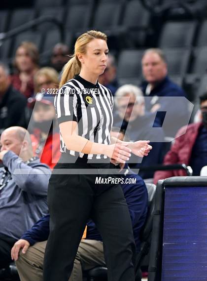 Thumbnail 1 in La Salle vs. Oakland Tech (CIF State D3 Final) photogallery.