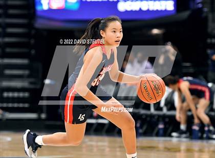 Thumbnail 3 in La Salle vs. Oakland Tech (CIF State D3 Final) photogallery.