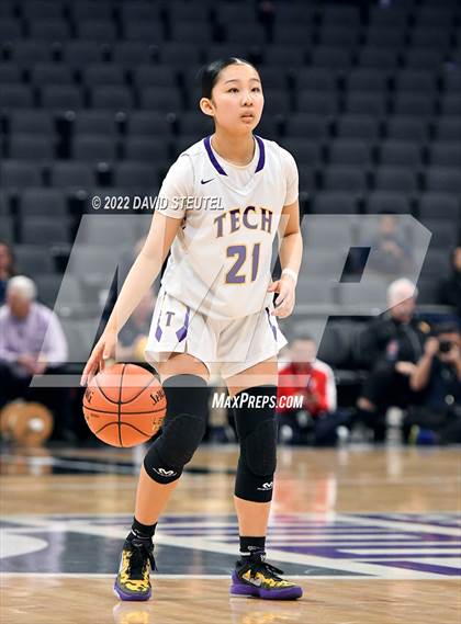 Thumbnail 1 in La Salle vs. Oakland Tech (CIF State D3 Final) photogallery.