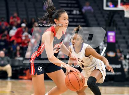 Thumbnail 3 in La Salle vs. Oakland Tech (CIF State D3 Final) photogallery.