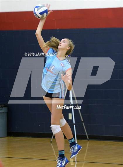 Thumbnail 1 in Ralston Valley vs. Marymount (Durango Fall Classic) photogallery.