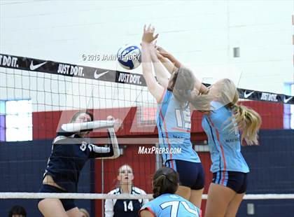 Thumbnail 1 in Ralston Valley vs. Marymount (Durango Fall Classic) photogallery.