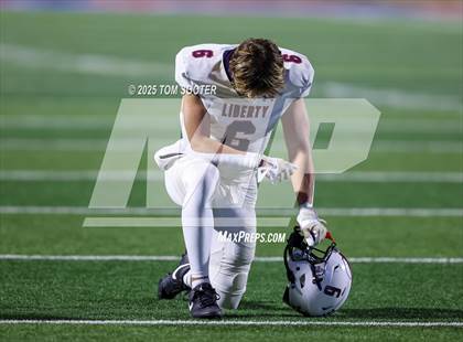 Thumbnail 1 in Liberty vs. Graham (UIL Football 4A D1 Area) photogallery.
