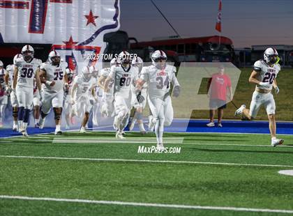 Thumbnail 3 in Liberty vs. Graham (UIL Football 4A D1 Area) photogallery.