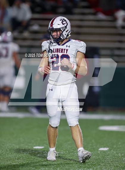 Thumbnail 3 in Liberty vs. Graham (UIL Football 4A D1 Area) photogallery.