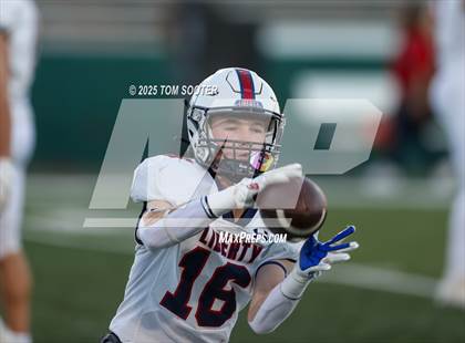 Thumbnail 1 in Liberty vs. Graham (UIL Football 4A D1 Area) photogallery.