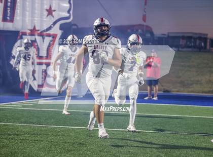 Thumbnail 1 in Liberty vs. Graham (UIL Football 4A D1 Area) photogallery.