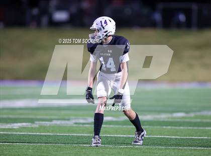 Thumbnail 3 in Liberty vs. Graham (UIL Football 4A D1 Area) photogallery.