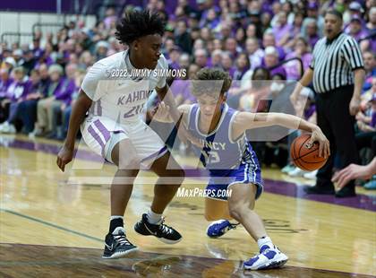 Thumbnail 2 in Quincy @ Collinsville (IHSA 4A Sectional Semifinal) photogallery.