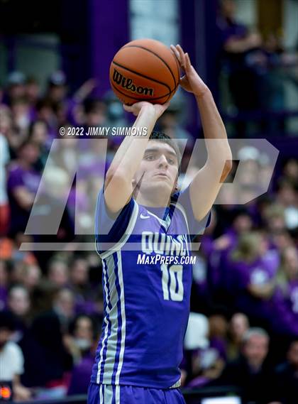 Thumbnail 3 in Quincy @ Collinsville (IHSA 4A Sectional Semifinal) photogallery.