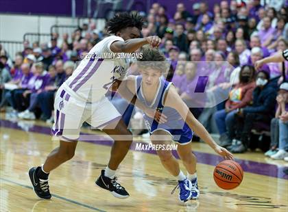 Thumbnail 3 in Quincy @ Collinsville (IHSA 4A Sectional Semifinal) photogallery.