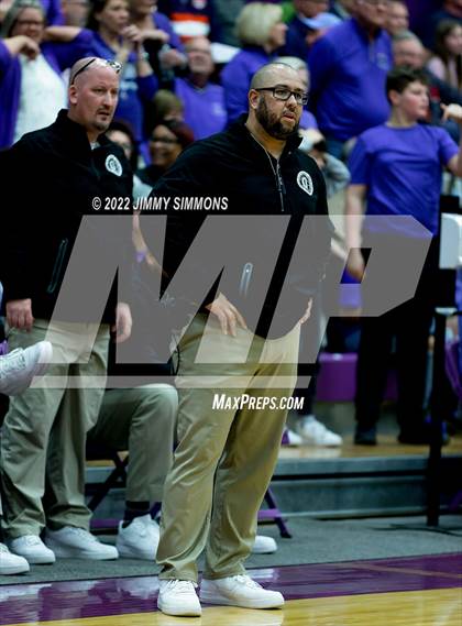 Thumbnail 2 in Quincy @ Collinsville (IHSA 4A Sectional Semifinal) photogallery.