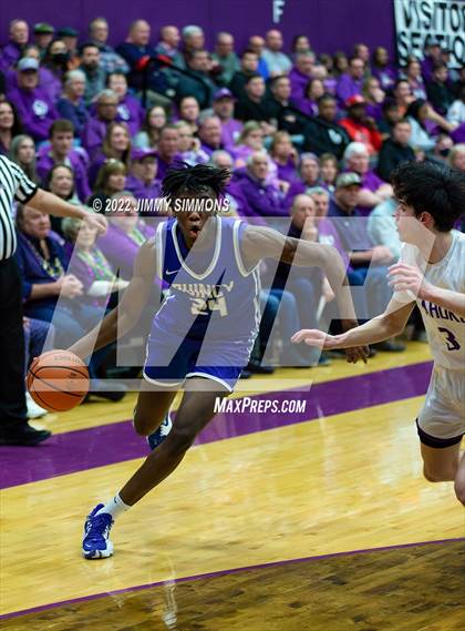 Thumbnail 3 in Quincy @ Collinsville (IHSA 4A Sectional Semifinal) photogallery.