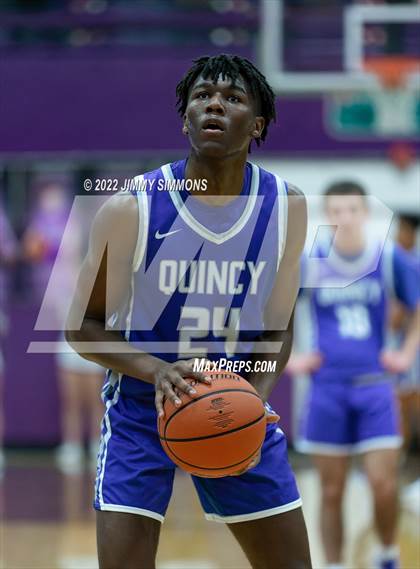 Thumbnail 3 in Quincy @ Collinsville (IHSA 4A Sectional Semifinal) photogallery.