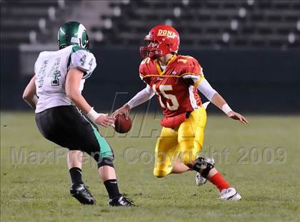 Thumbnail 2 in St. Mary's vs. Cathedral (CIF State D2 Final) photogallery.